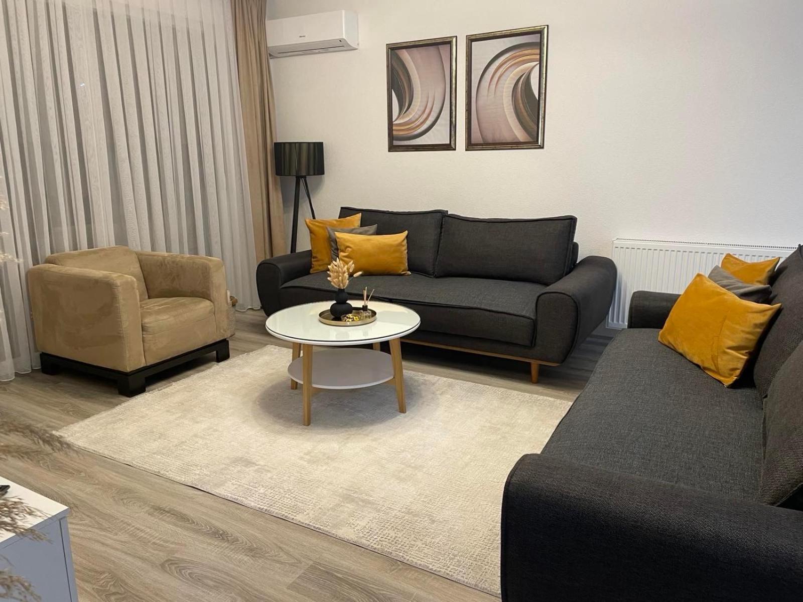 Apartment Prizreni-Free Private Parking Exterior foto